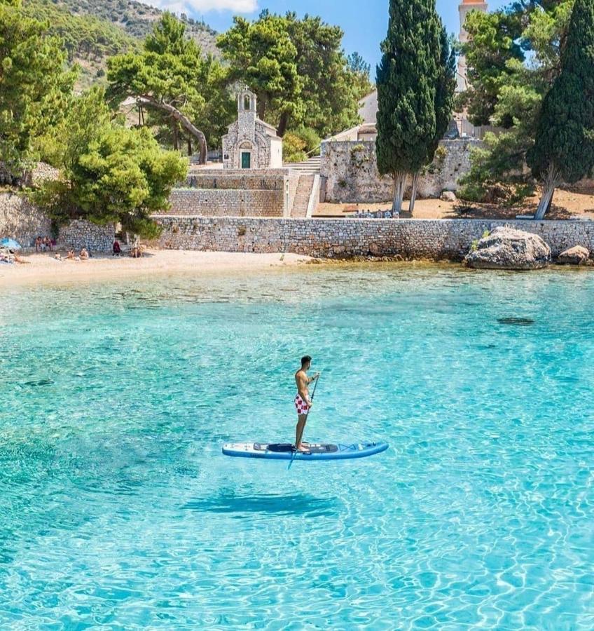 Apartments4You Supetar-The Best And Most Popular Apartments For Discovering The Island - Free Parking - 200 Meters From The Beach Eksteriør billede